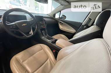 Хэтчбек Chevrolet Volt 2011 в Ивано-Франковске