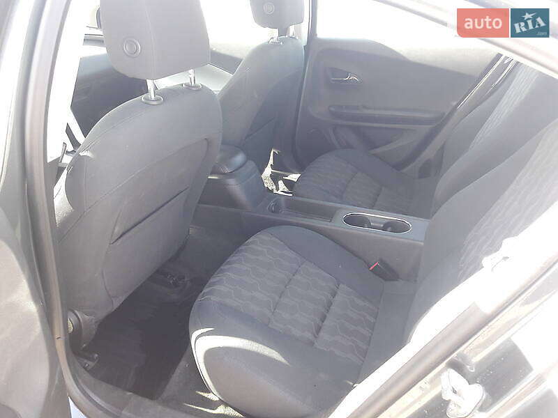 Хэтчбек Chevrolet Volt 2011 в Днепре