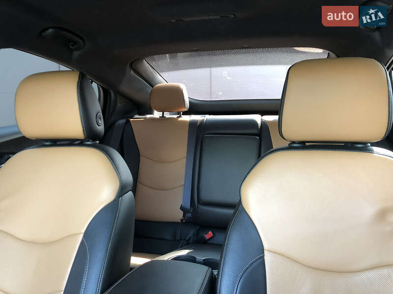Хетчбек Chevrolet Volt 2015 в Києві фото 11 Хетчбек Chevrolet Volt 2015 в Києві
