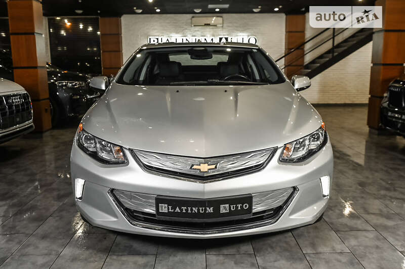 Седан Chevrolet Volt 2018 в Одесі