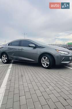 Хэтчбек Chevrolet Volt 2016 в 