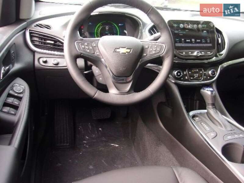 Хэтчбек Chevrolet Volt 2016 в Тернополе