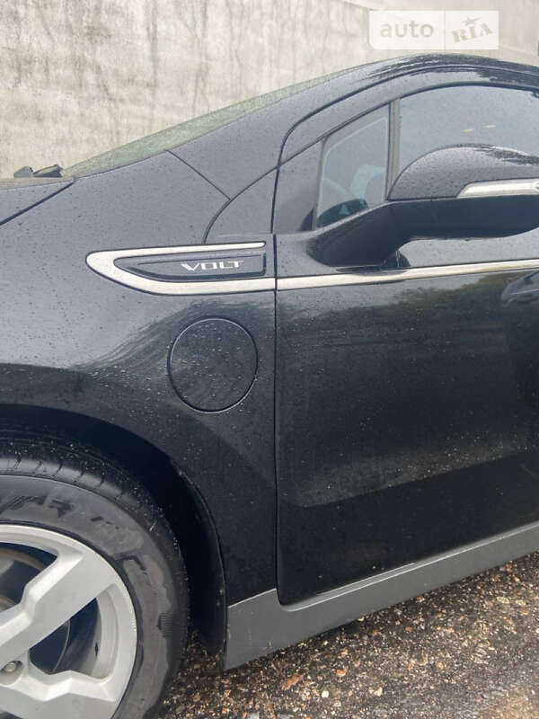 Хэтчбек Chevrolet Volt 2015 в Николаеве