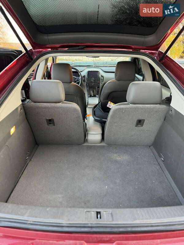 Хэтчбек Chevrolet Volt 2013 в Кременчуге
