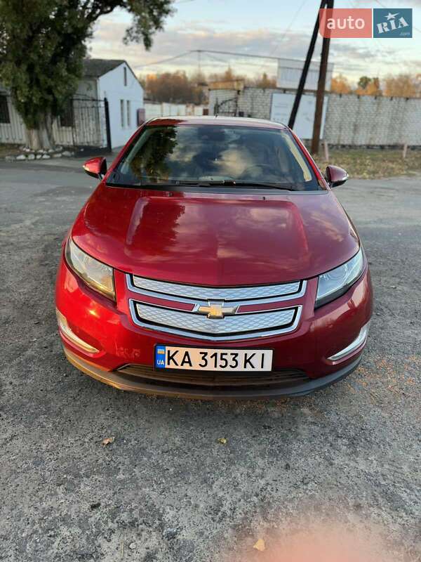 Хэтчбек Chevrolet Volt 2013 в Кременчуге