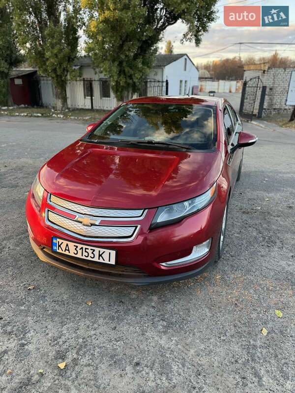 Хэтчбек Chevrolet Volt 2013 в Кременчуге