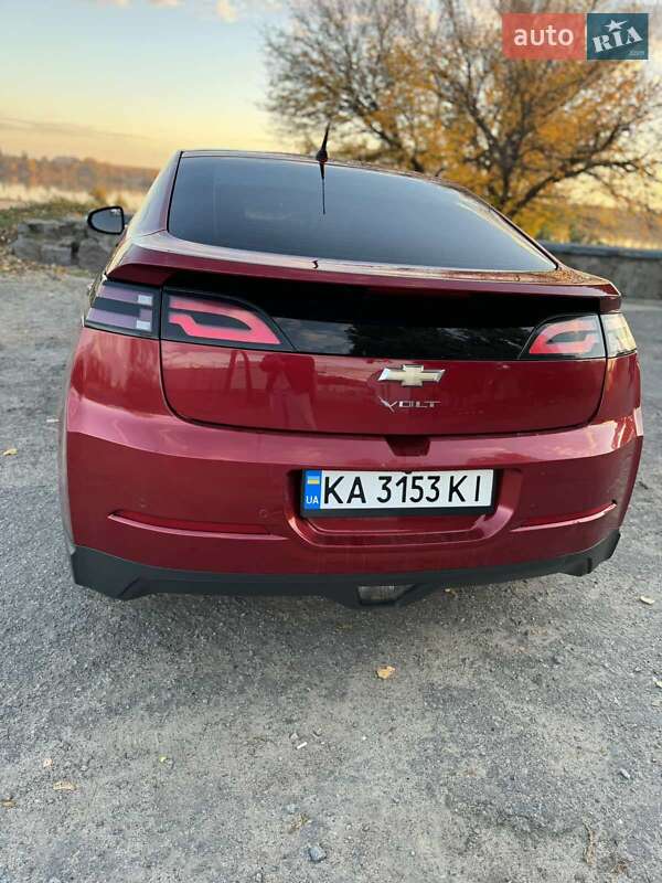 Хэтчбек Chevrolet Volt 2013 в Кременчуге