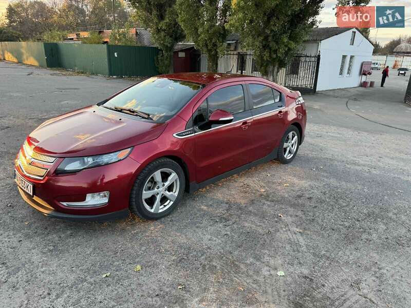 Хэтчбек Chevrolet Volt 2013 в Кременчуге