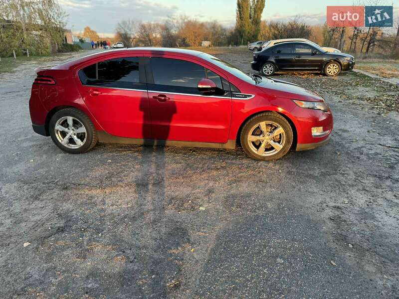 Хэтчбек Chevrolet Volt 2013 в Кременчуге