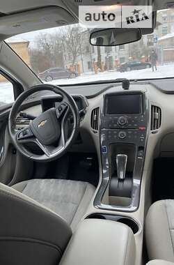 Хэтчбек Chevrolet Volt 2015 в Виннице