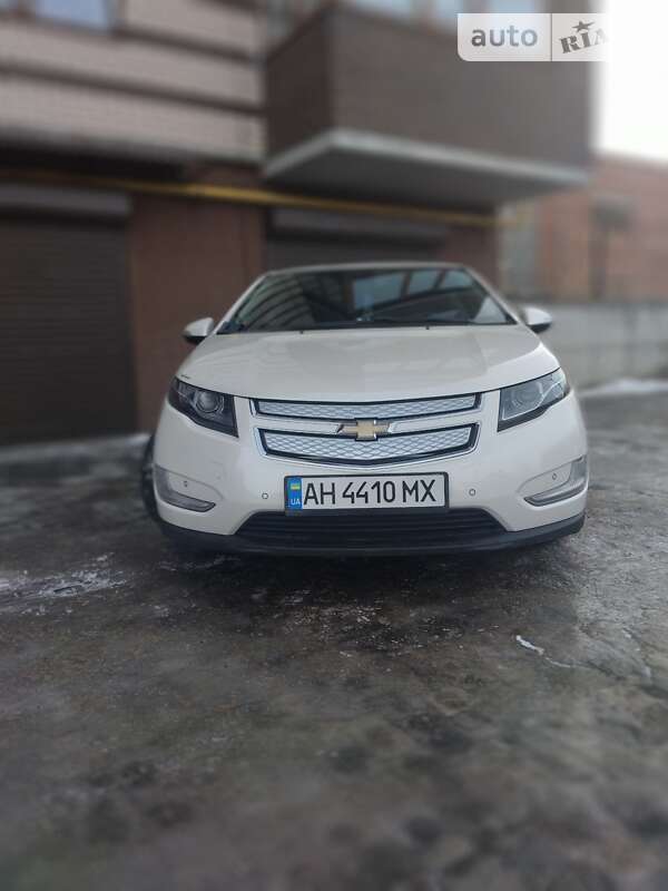 Хэтчбек Chevrolet Volt 2012 в Хмельницком