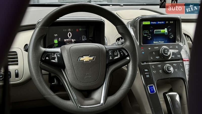 Хетчбек Chevrolet Volt 2013 в Умані