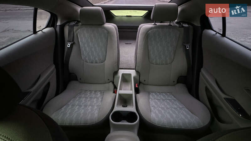 Хетчбек Chevrolet Volt 2013 в Умані