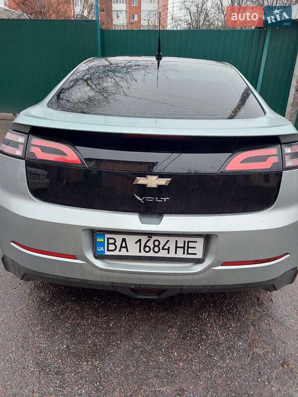 Хэтчбек Chevrolet Volt 2011 в Кропивницком
