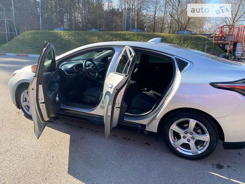 Хэтчбек Chevrolet Volt 2018 в Львове фото 9 Хэтчбек Chevrolet Volt 2018 в Львове