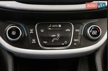 Хэтчбек Chevrolet Volt 2017 в 