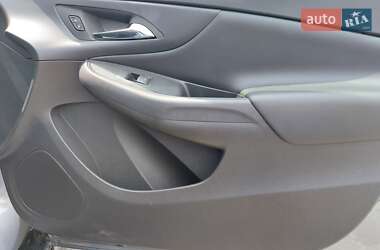 Хэтчбек Chevrolet Volt 2017 в 