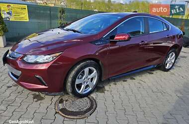 Ліфтбек Chevrolet Volt 2016 в Ірпені