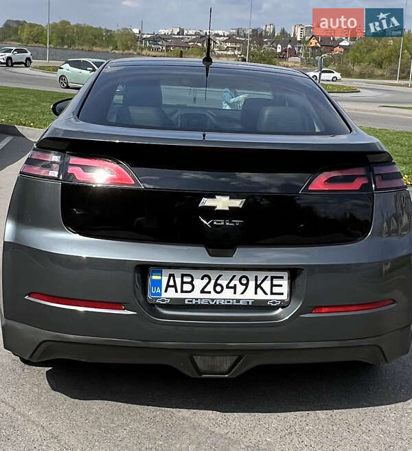 Хэтчбек Chevrolet Volt 2011 в Виннице