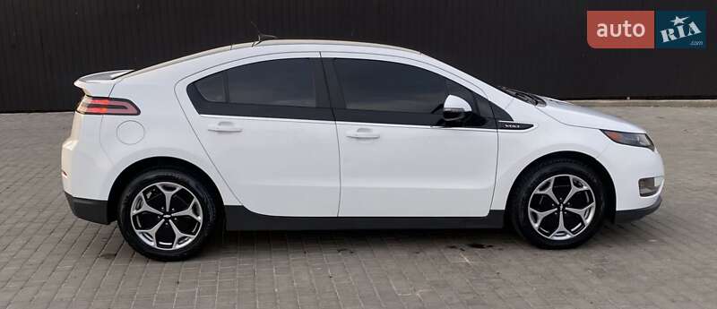 Хэтчбек Chevrolet Volt 2014 в Одессе