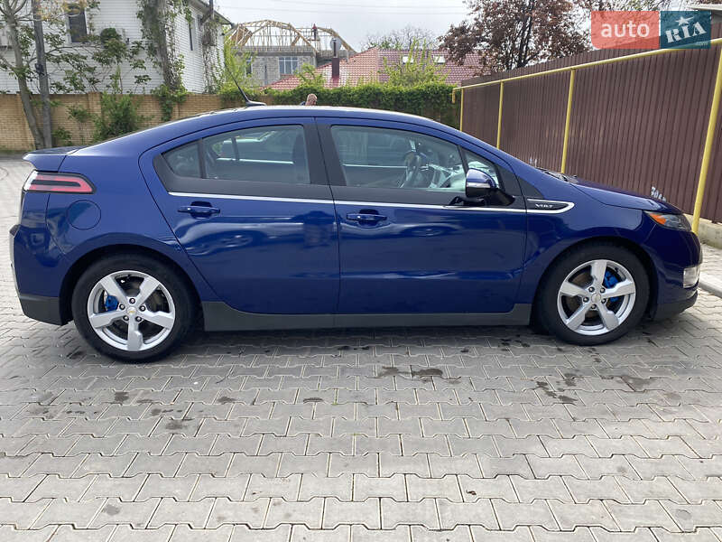 Хэтчбек Chevrolet Volt 2012 в Одессе