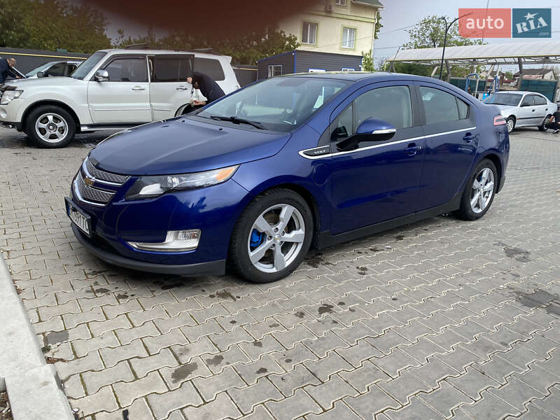 Хэтчбек Chevrolet Volt 2012 в Одессе