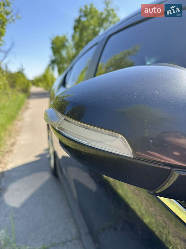 Хетчбек Chevrolet Volt 2013 в Києві