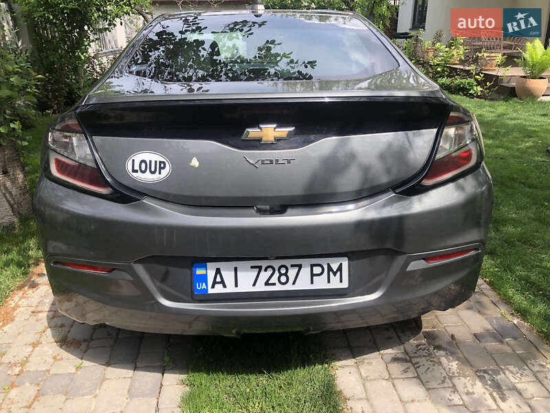 Хэтчбек Chevrolet Volt 2015 в Киеве
