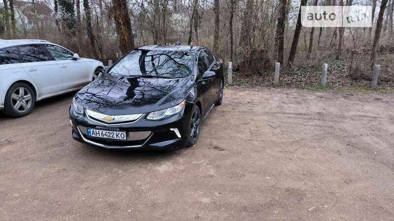 Хэтчбек Chevrolet Volt 2016 в Краматорске