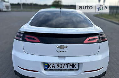 Хетчбек Chevrolet Volt 2014 в Києві