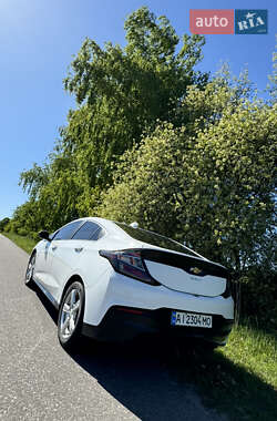 Хэтчбек Chevrolet Volt 2016 в Киеве