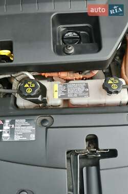 Хэтчбек Chevrolet Volt 2013 в 