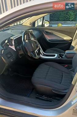 Хэтчбек Chevrolet Volt 2013 в 