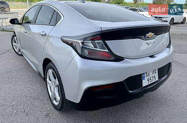 Хэтчбек Chevrolet Volt 2018 в Киеве