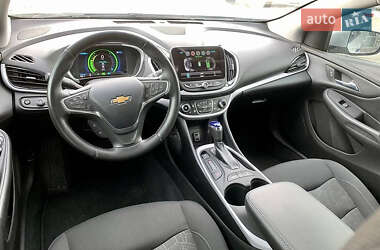 Хэтчбек Chevrolet Volt 2018 в Киеве