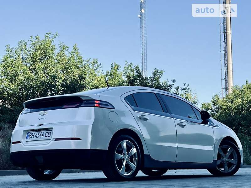 Хэтчбек Chevrolet Volt 2013 в Одессе