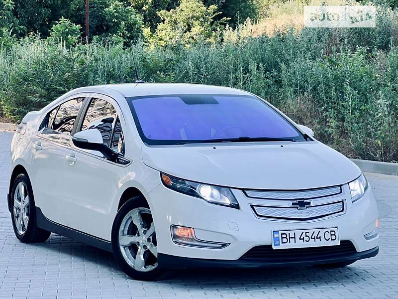 Хэтчбек Chevrolet Volt 2013 в Одессе
