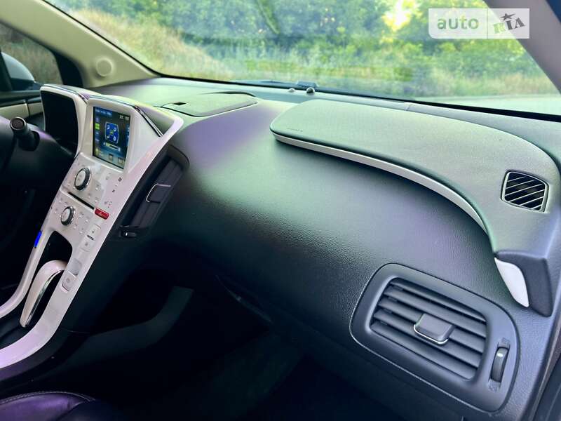 Хэтчбек Chevrolet Volt 2013 в Одессе