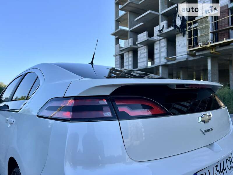Хэтчбек Chevrolet Volt 2013 в Одессе