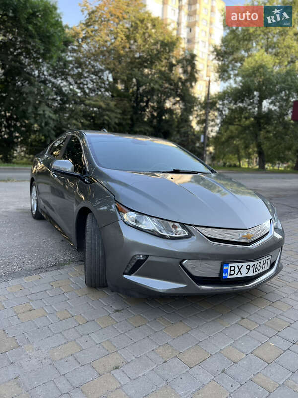 Хетчбек Chevrolet Volt 2016 в Хмельницькому