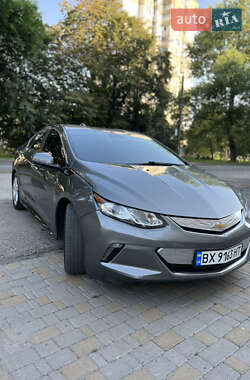 Хэтчбек Chevrolet Volt 2016 в 