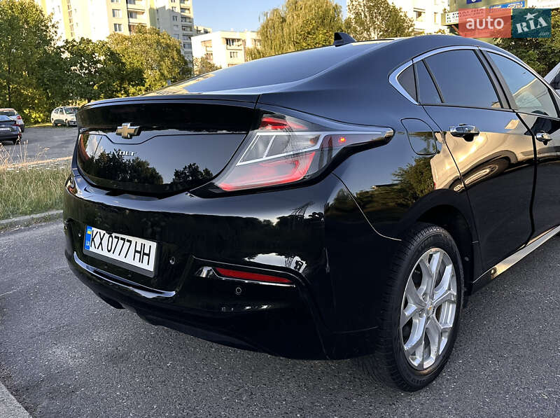 Хэтчбек Chevrolet Volt 2017 в Львове