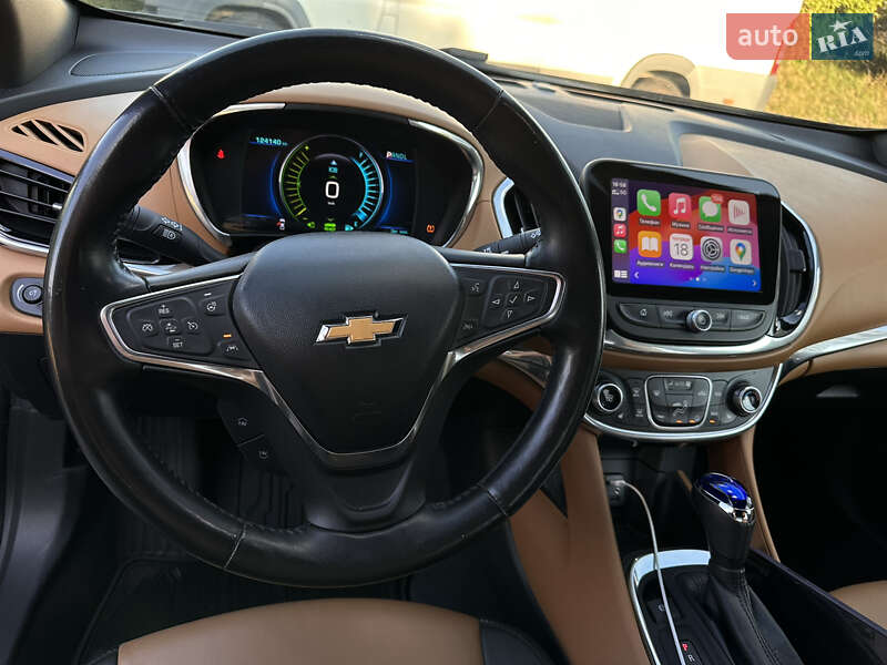 Хэтчбек Chevrolet Volt 2017 в Львове