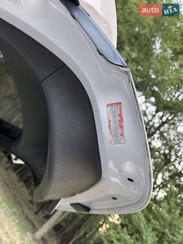 Хэтчбек Chevrolet Volt 2012 в Ильинцах