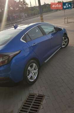 Хэтчбек Chevrolet Volt 2015 в 