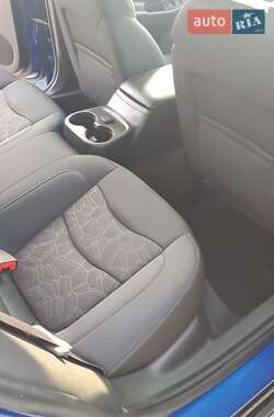 Хэтчбек Chevrolet Volt 2015 в 