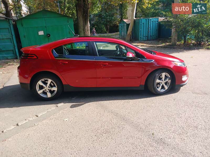 Хэтчбек Chevrolet Volt 2011 в Одессе