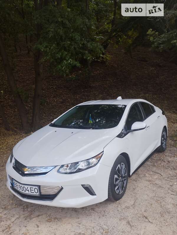 Хэтчбек Chevrolet Volt 2015 в Черкассах фото 7 Хэтчбек Chevrolet Volt 2015 в Черкассах