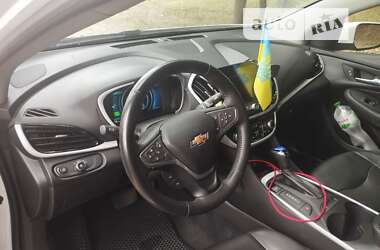 Хэтчбек Chevrolet Volt 2015 в 