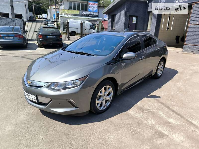 Хэтчбек Chevrolet Volt 2017 в 
